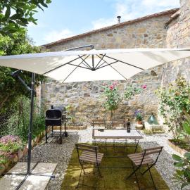 Stunning Apartment In Monticchiello With Wifi