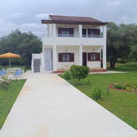 Elvira Apartments, hotel en Rodas