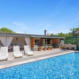 Villa Annaleah, hotel u gradu Dubravice