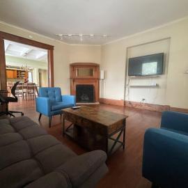 2BR 1st floor suite close to ISU, hotel u gradu Tere Hout