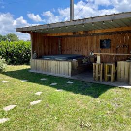 Maison proche du lac et océan avec Jacuzzi privatif