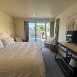 Hahei Beach Village Studio