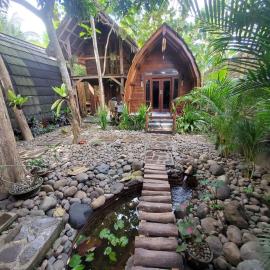 Pondok Kebun Jati, hotel i Pawenang