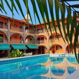 Hotel HF Hacienda San Francisco, hotel u gradu 'Puente Nacional'
