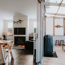 Serenity - Space for Everyone, hotel in St Helens
