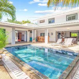 Vanira House