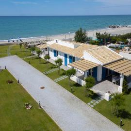 VILLA EOLIA Sicily beachfront apartments