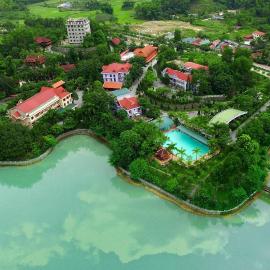 Khu Nghỉ Dưỡng Him Lam - Him Lam Resort, hotel in Bản Him Lom