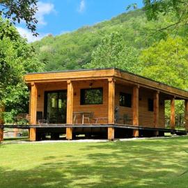 Chalet GOURCE avec vue sur le Château, hotel a Foix