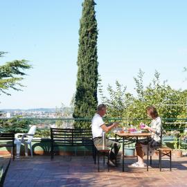 Verona City Camping - Castel San Pietro, hotel in Verona