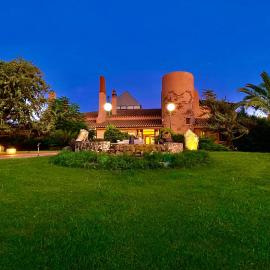 Hotel I Ginepri, khách sạn ở Quartucciu