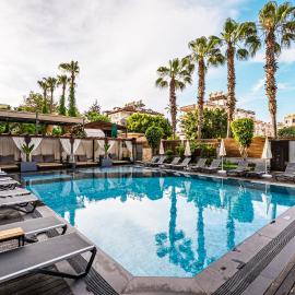 HMA Hotel & Suites, hotel di Alanya
