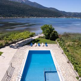 Ionian Memories, готель у місті Yénion