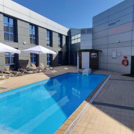 Iraipe Logroño Hotel, מלון בלוגרוניו