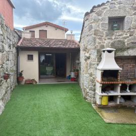 A casita das Pegas, hotel in Sandianes