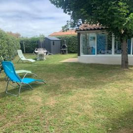 Entre mer et centre-ville, hotel in La Tranche-sur-Mer
