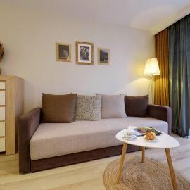 Jasne i Przytulne Apartamenty Sun Seasons 24 w Karpaczu z Parkingiem i Balkonem by Noclegi Renters
