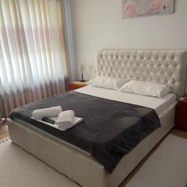 Kriss APARTMENT