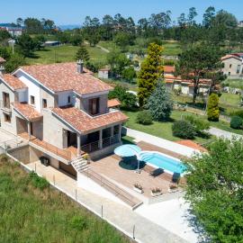 Villa Noalla, hotel in Soutullo