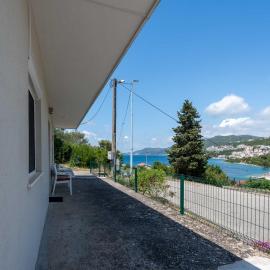 Holiday Home Casa Blu near the Beach, hotel Neumban
