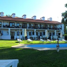 Hotel Apartamento Rural Finca La Media Legua, khách sạn ở Aracena