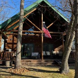 Pet-Friendly Garrison Retreat, hotel a Garrison