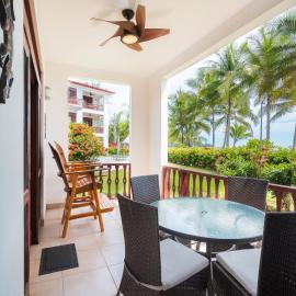 Bahia Azul 2A beachfront, Jaco Beach, 1st floor