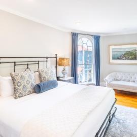 Serenity Inn Newport, хотел в Нюпорт
