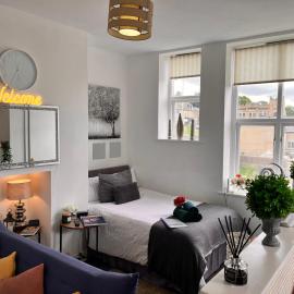 Cosy Studio flat in Shipley Central, hotel i Shipley