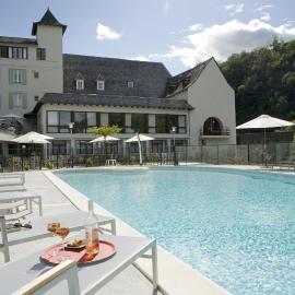Hôtel La Rivière, hotel di Entraygues sur Truyere