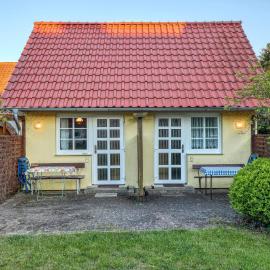 Ferienhaus Bodstedt, hotel in Bodstedt