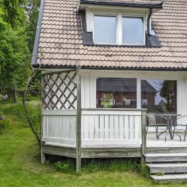 Gorgeous Home In Hovås With Wifi, Hotel in Hovås