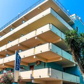 Hotel Holiday, hotell i San Benedetto del Tronto