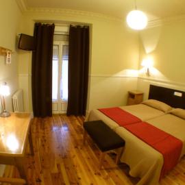 Hostal Canovas