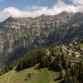 Berglodge37, hótel í Altdorf