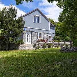 Mountain House VENI, hotelli kohteessa Jablanac