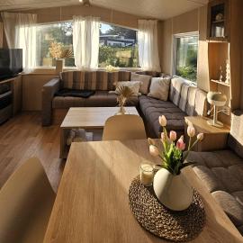 Chalet De VeerWater in Recreatiepark De Veerstal, hotel sa Lathum