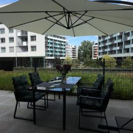 Magnolia Terrace Apart - FREE PARKING, Family & Sport Friendly Area