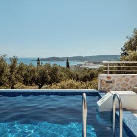 Villa Kamaria with Private Pool and Sea View, by ZanteWize, Hotel in Alykes
