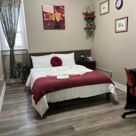 Downtown Private Room Central Location, hotel a Toronto