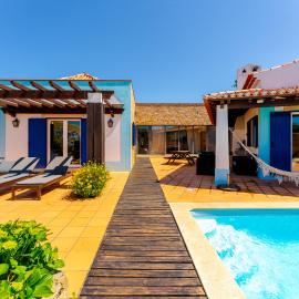 Spacious Villa with Private Pool Sintra Ericeira, hotel a Sintra