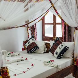 Shoki Shoki Guest House, hotel em Zanzibar City