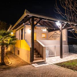 Slomljena Strijela - Kuća za odmor, hotel in Đakovo