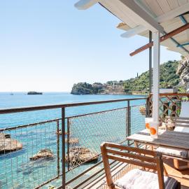 GuestHost - Villa Vittoria - Casa sullo Scoglio, ξενοδοχείο σε Mazzeo