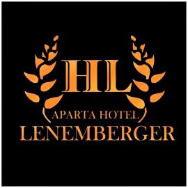 Aparta-Hotel LENEMBERGER، فندق في بويرتو أسيس