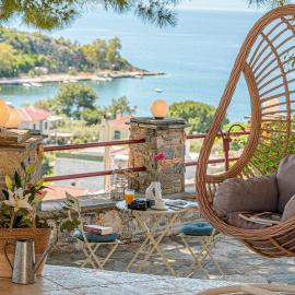 Alexander's, hotel i Kritharia