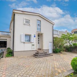 Apartments Mirela