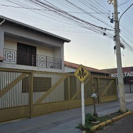 Hostel dos andradas quarto individual 02, hotel in Campo Grande