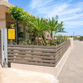 Yucca Studio, beautiful apartment with garden, Hotel in Rapanianá