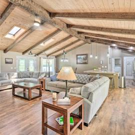 Beautiful Large close to Skiing / Wine Tasting!, hotel di Pioneer